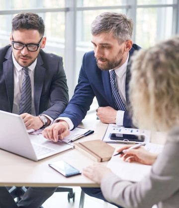 preparing-annual-accounts-with-coworkers-2021-09-24-03-52-53-utc.jpg