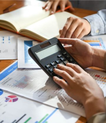 the-accounting-team-is-using-the-calculator-in-the-2021-08-26-17-53-53-utc.jpg